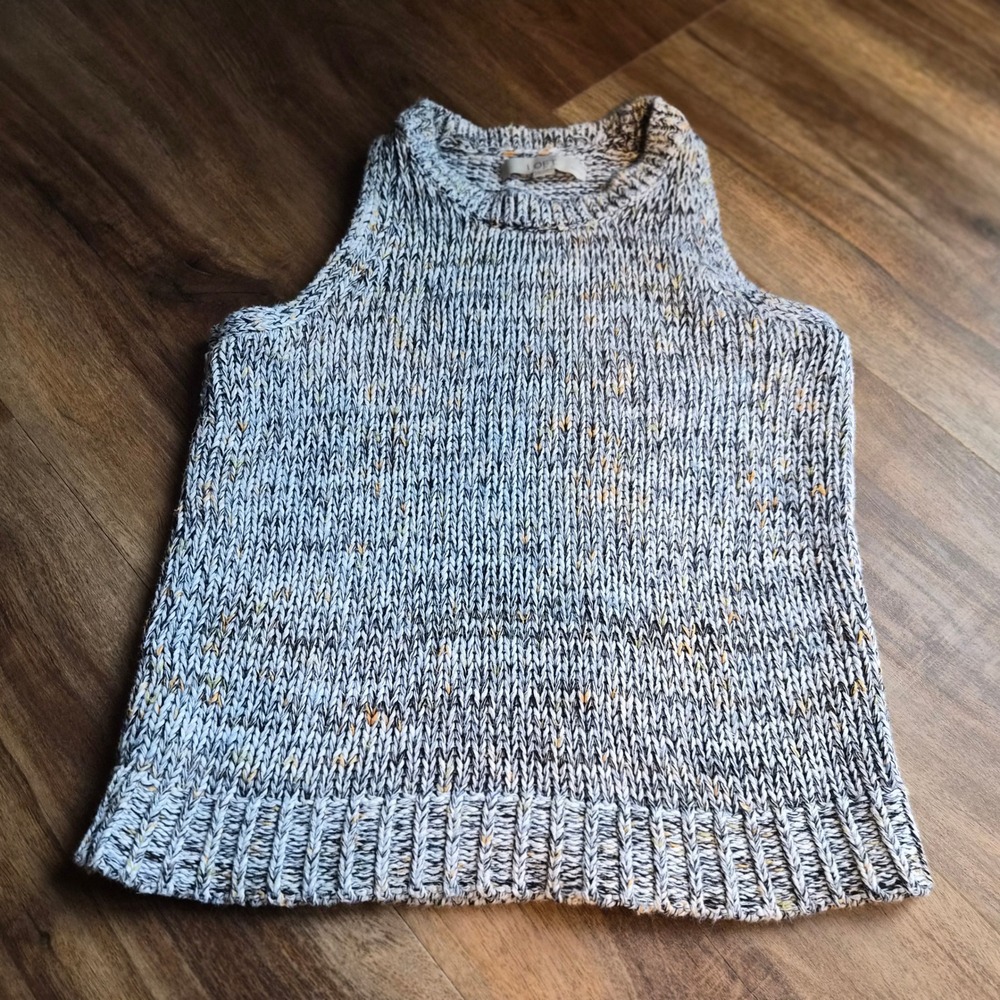 LOFT Petites Marled Knit Sleeveless Sweater Vest Blue White Orange‎ XSP Preppy